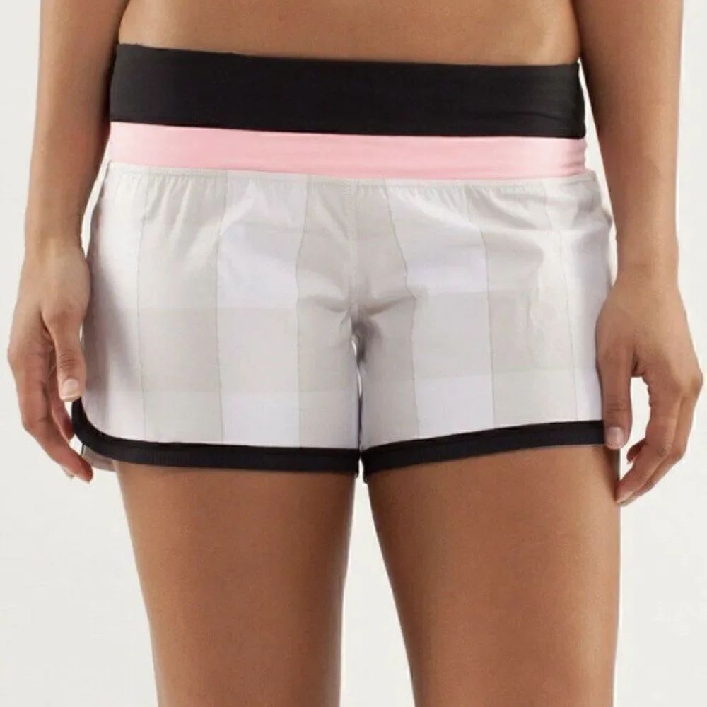 Lululemon Groovy Run Short Dune Gros Gingham Plaid